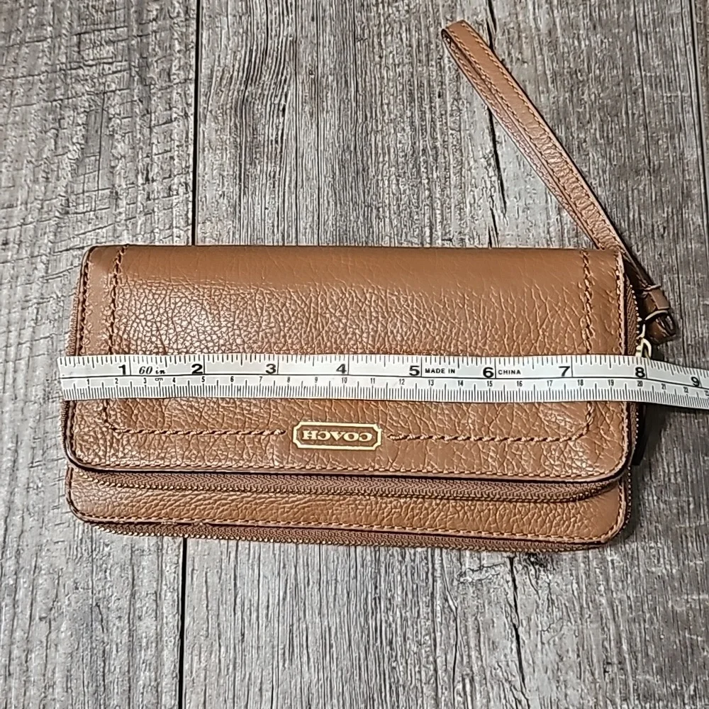 Coach Cambell Doble Zip Wallet